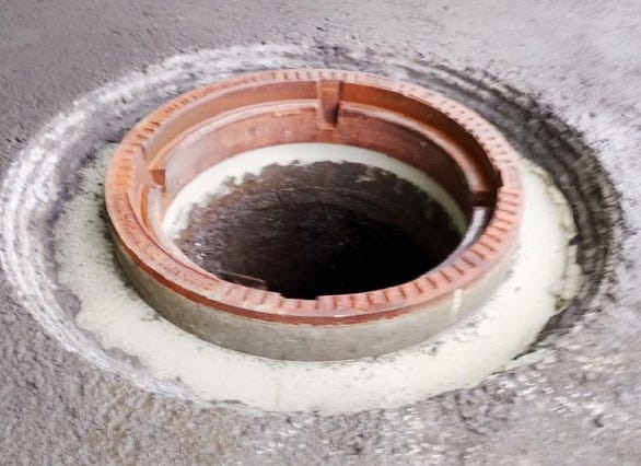 Schachtrahmeneinbau